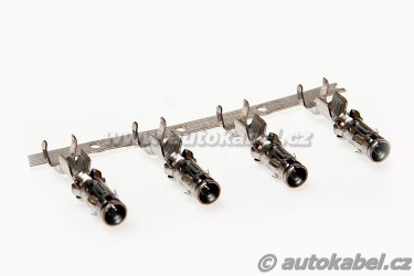 Kulatá dutinka BMW pro vodič do 2,5mm²